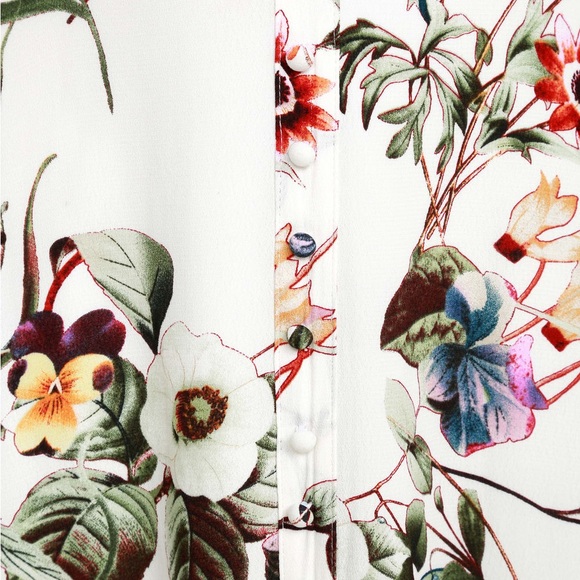 Lulus Bloom On Ivory Floral Print Maxi Dress. Size M. Never worn. Gorgeous! - Picture 4 of 12